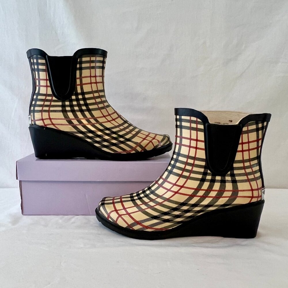 FY (Forever Young) Rain Boots, Ankle Plaid, #RB5203, Slip on, Size 10, EC!